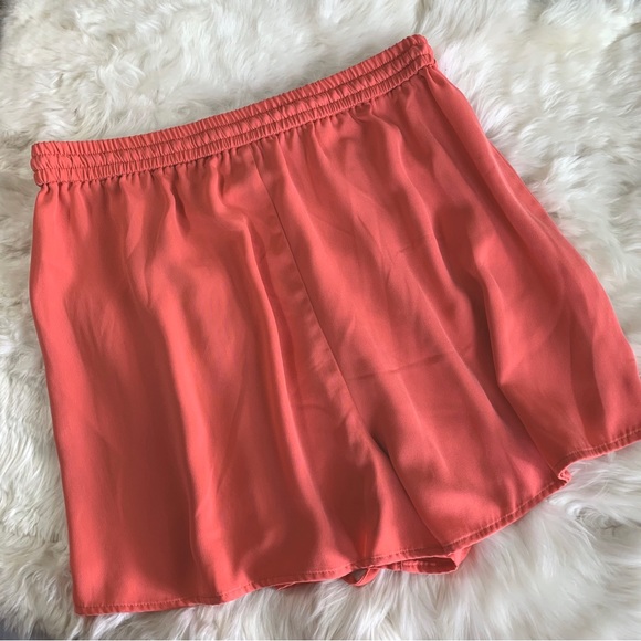 J. CREW MERCANTILE HIGH-WAIST CORAL SHORTS - Picture 3 of 16